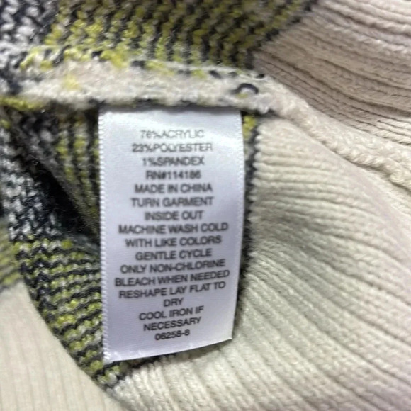 A.N.A. Knit Cardigan,V-neck,button-down,2 front pockets,plaid,warm,cozy,soft - Picture 10 of 10